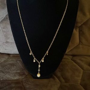 1928 faux pearl “y” necklace